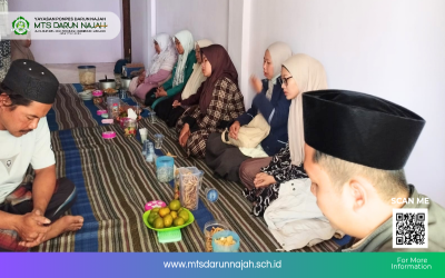 MTs Darun Najah Takziyah ke Rumah Duka Keluarga Divara Kamelia Putri